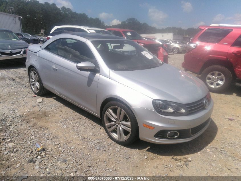 2014 VOLKSWAGEN EOS EXECUTIVE - WVWFW8AHXEV004580