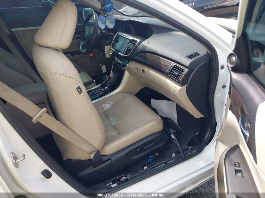 2016 HONDA ACCORD SEDAN EX-L - 1HGCR2F80GA051211