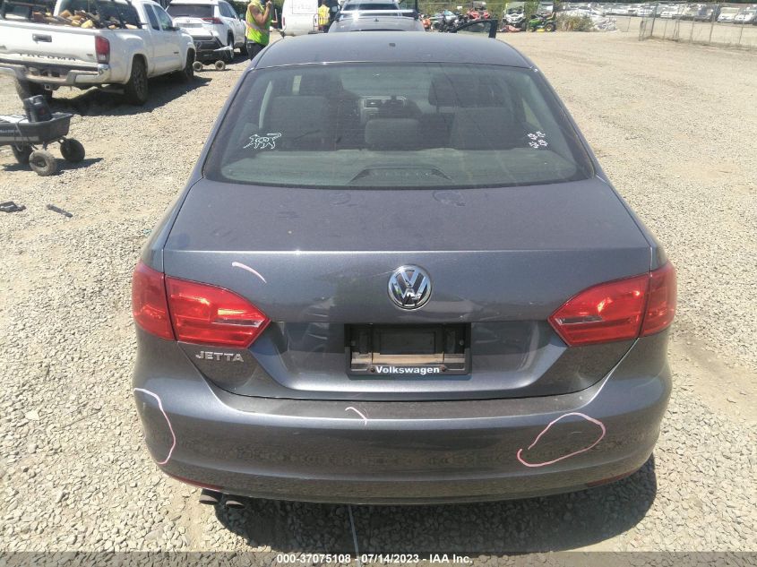 2014 VOLKSWAGEN JETTA SEDAN S - 3VW2K7AJXEM328577