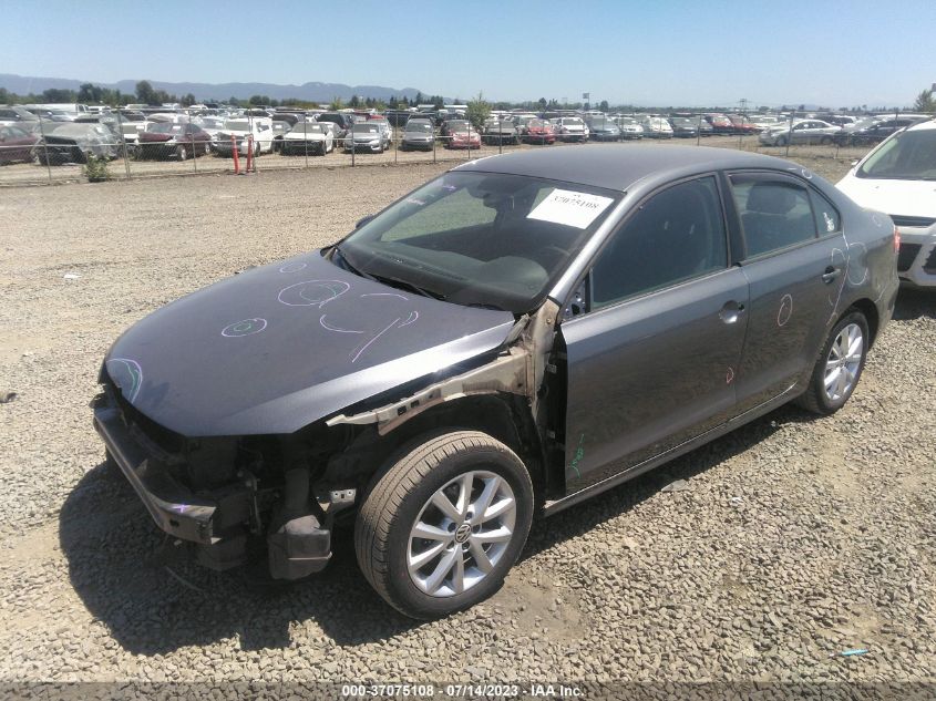 2014 VOLKSWAGEN JETTA SEDAN S - 3VW2K7AJXEM328577