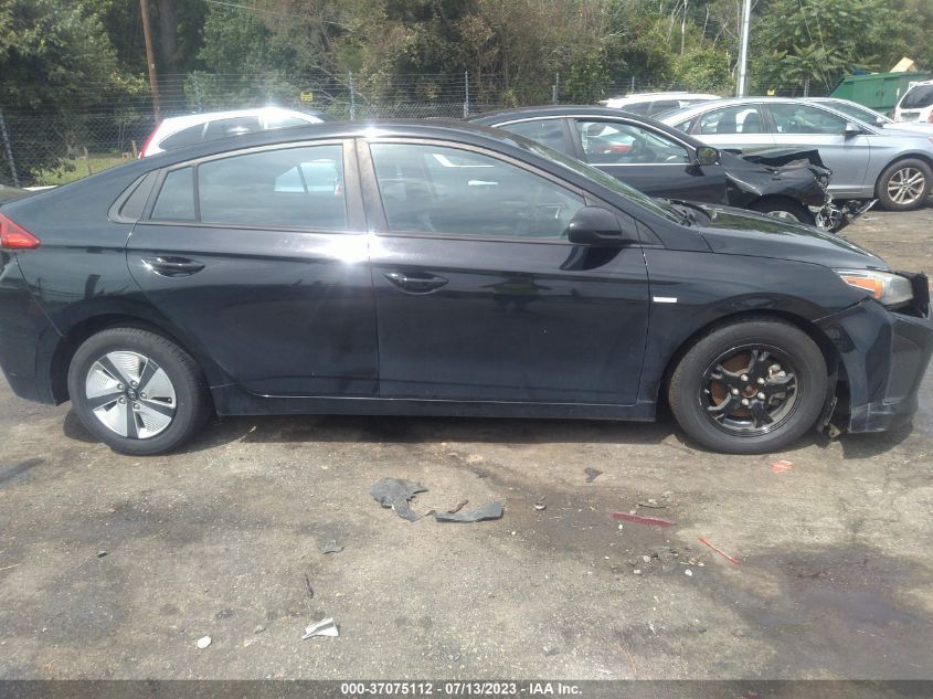 2017 HYUNDAI IONIQ HYBRID BLUE - KMHC65LC8HU023766