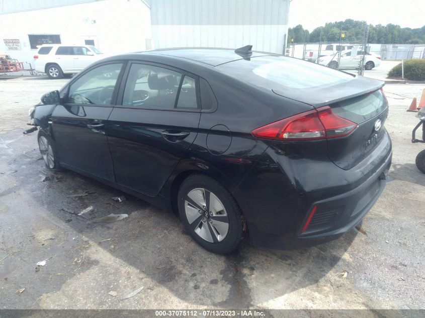 2017 HYUNDAI IONIQ HYBRID BLUE - KMHC65LC8HU023766