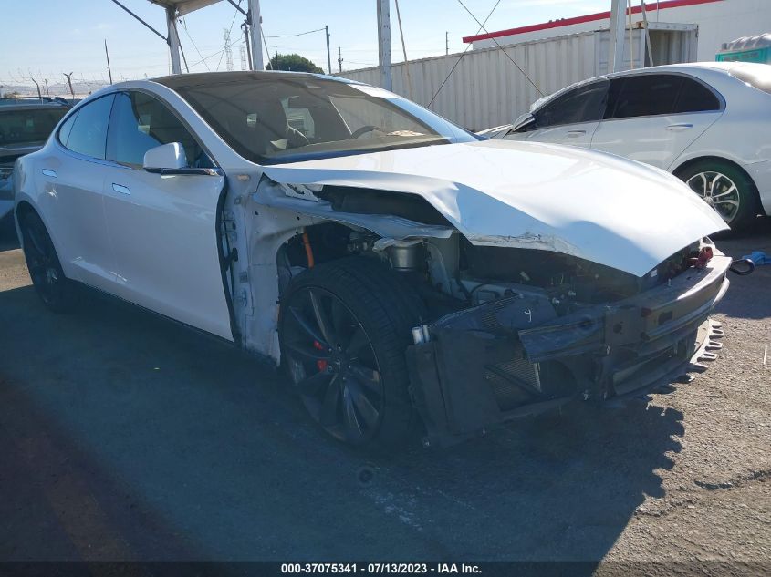 2015 TESLA MODEL S 85D/P85D/90D/P90D - 5YJSA1H48FF096165