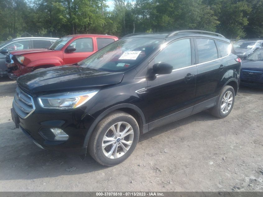 1FMCU9GD9JUC72888 2018 FORD ESCAPE, photo no. 2