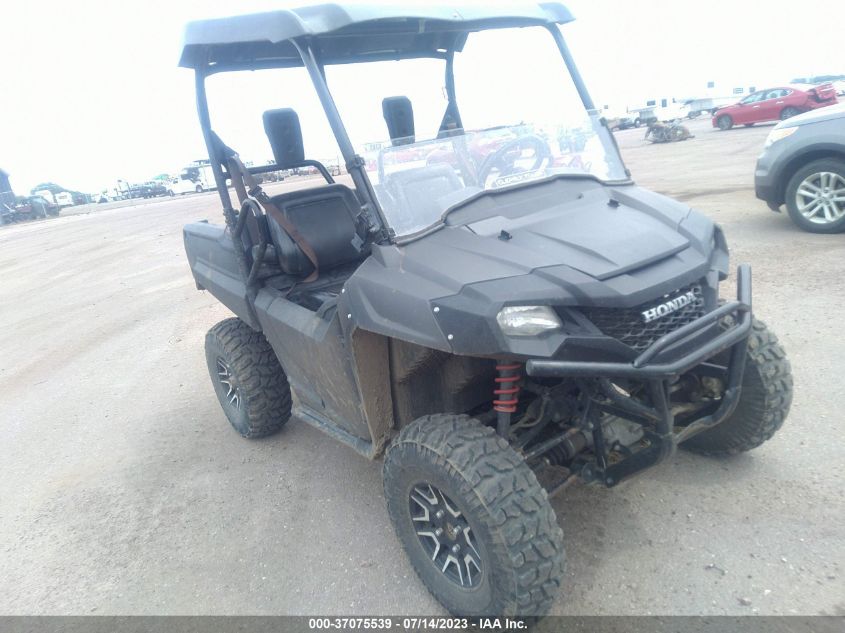 2018 HONDA SXS700 M2 - 1HFVE02E5J4400362