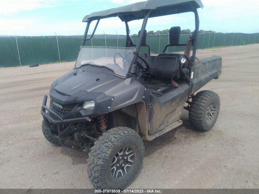 2018 HONDA SXS700 M2 1HFVE02E5J4400362