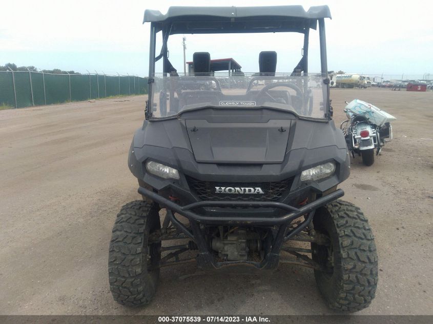 2018 HONDA SXS700 M2 1HFVE02E5J4400362