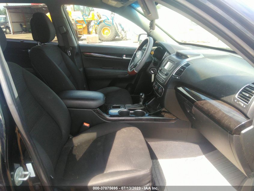 2014 KIA SORENTO LX - 5XYKT3A69EG542574