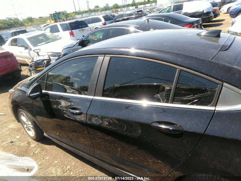 2018 CHEVROLET CRUZE LT - 1G1BE5SM2J7223374