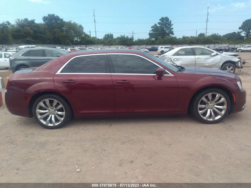 2016 CHRYSLER 300 LIMITED - 2C3CCAAG4GH330949