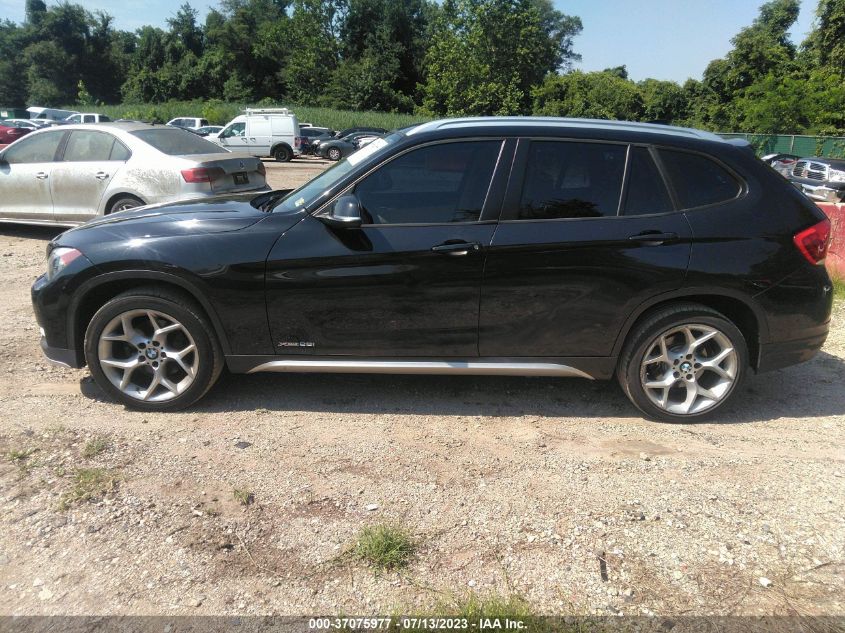 2015 BMW X1 XDRIVE28I - WBAVL1C57FVY34124