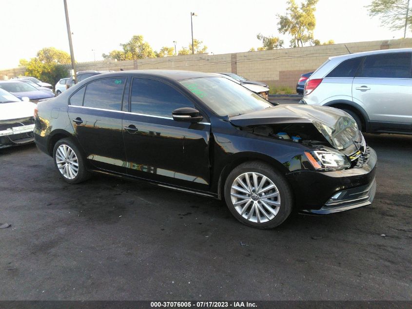2016 VOLKSWAGEN JETTA SEDAN 1.8T SEL - 3VWL17AJ5GM275670