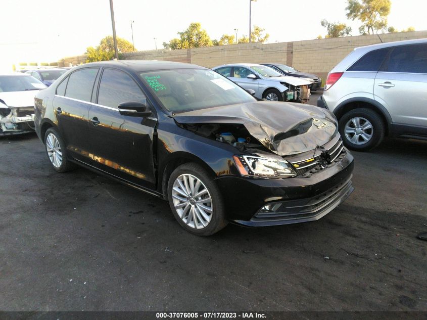 2016 VOLKSWAGEN JETTA SEDAN 1.8T SEL - 3VWL17AJ5GM275670