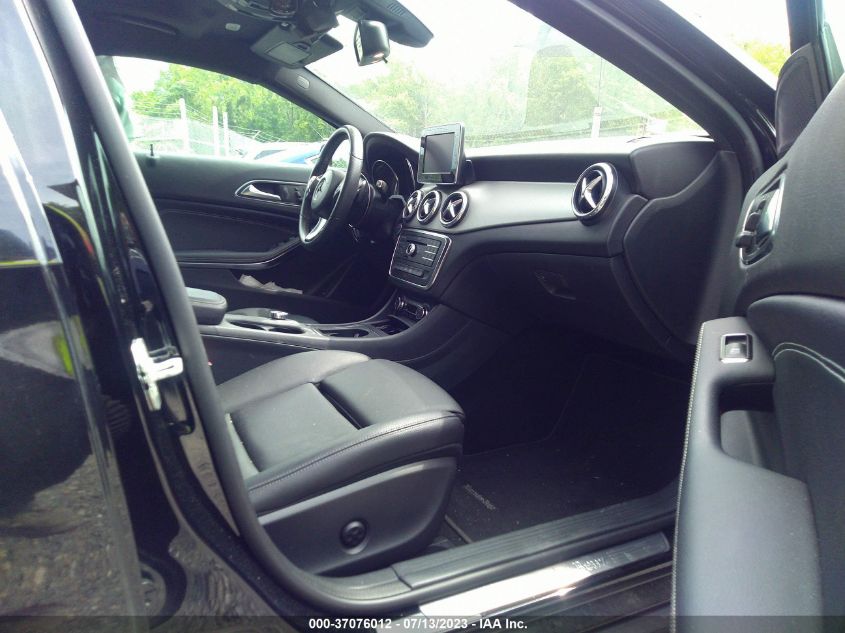2017 MERCEDES-BENZ GLA GLA 250 - WDCTG4EBXHJ298891