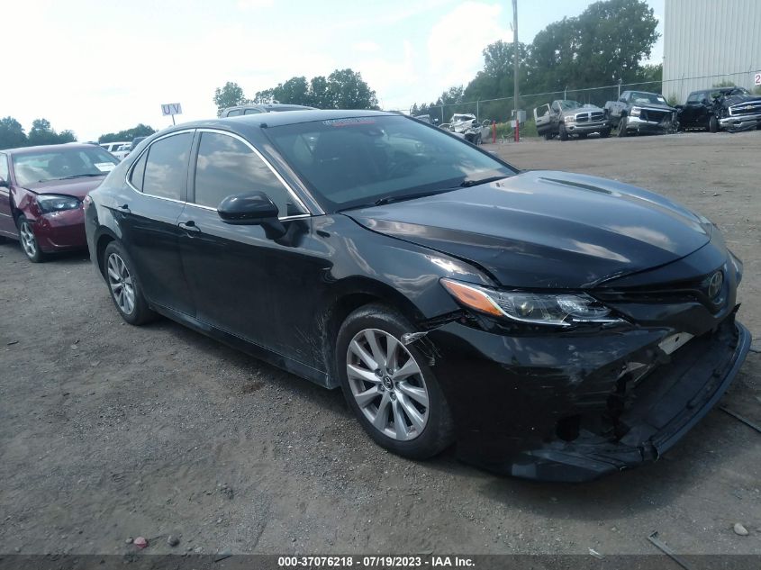 2018 TOYOTA CAMRY LE/SE/XLE/L - JTNB11HKXJ3002562
