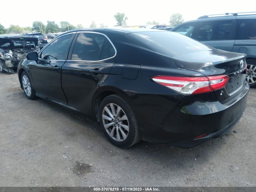2018 TOYOTA CAMRY LE/SE/XLE/L - JTNB11HKXJ3002562