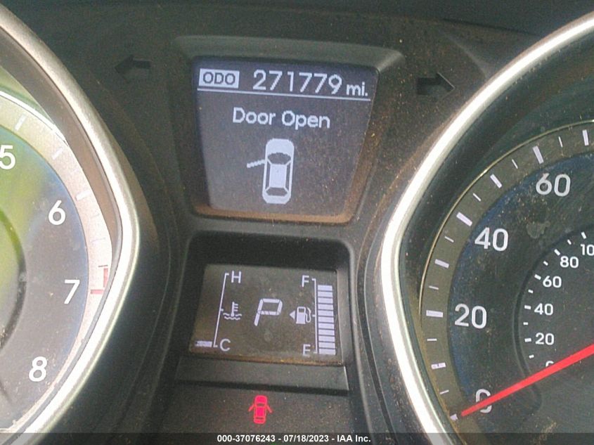2013 HYUNDAI ELANTRA GT - KMHD35LE4DU080555