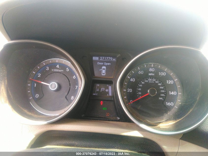 2013 HYUNDAI ELANTRA GT - KMHD35LE4DU080555