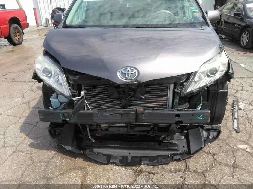 5TDKK3DCXBS050882 2011 TOYOTA SIENNA, photo no. 6