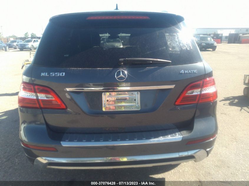 2014 MERCEDES-BENZ M-CLASS ML 550 - 4JGDA7DB4EA306411