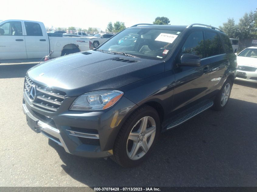 2014 MERCEDES-BENZ M-CLASS ML 550 - 4JGDA7DB4EA306411