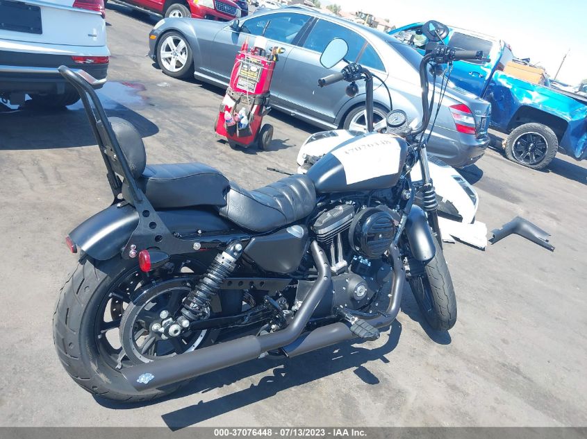 2022 HARLEY-DAVIDSON XL883 N - 1HD4LE218NB415704