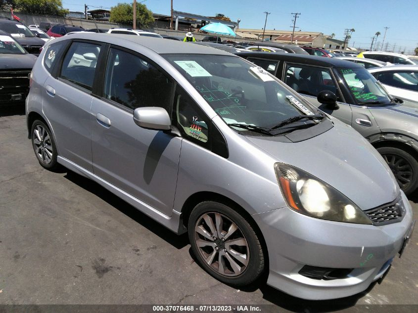 2013 HONDA FIT SPORT - JHMGE8H58DC066121