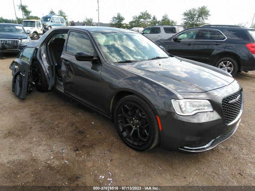 2019 CHRYSLER 300 TOURING - 2C3CCAAG0KH755786