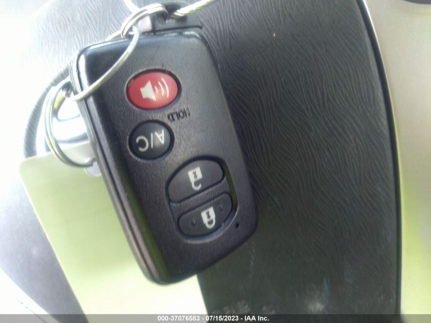 2015 TOYOTA PRIUS FOUR - JTDKN3DU2F1947052