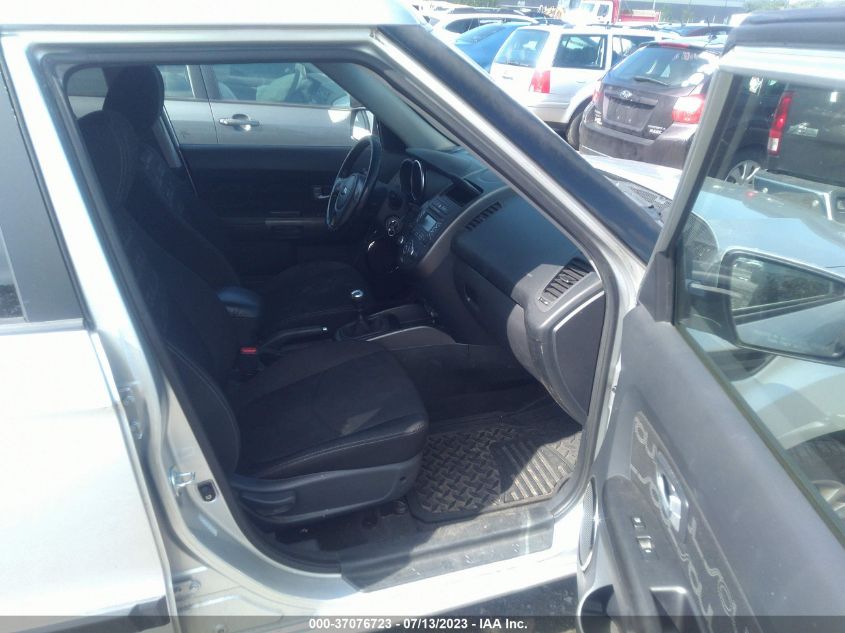 2013 KIA SOUL + - KNDJT2A61D7603157