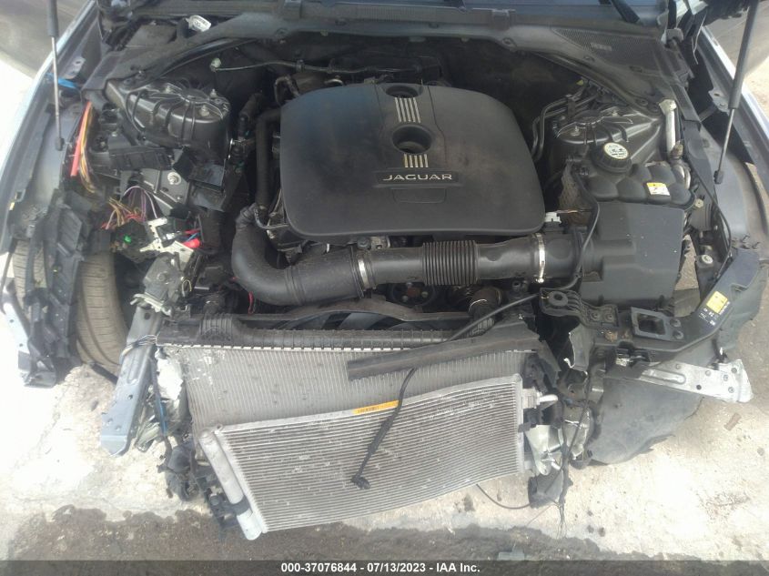 2017 JAGUAR XE 25T PRESTIGE - SAJAE4BG6HA969462
