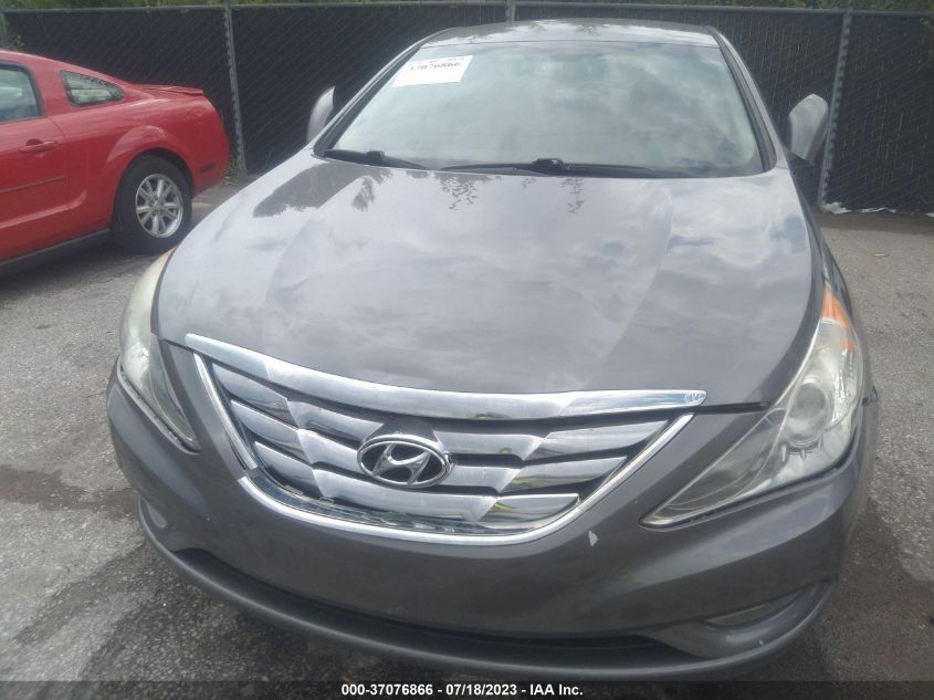 2013 HYUNDAI SONATA SE - 5NPEC4AB1DH789238