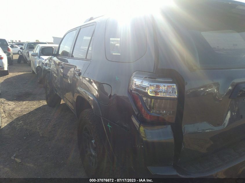 2020 TOYOTA 4RUNNER SR5 - JTEBU5JR8L5787290