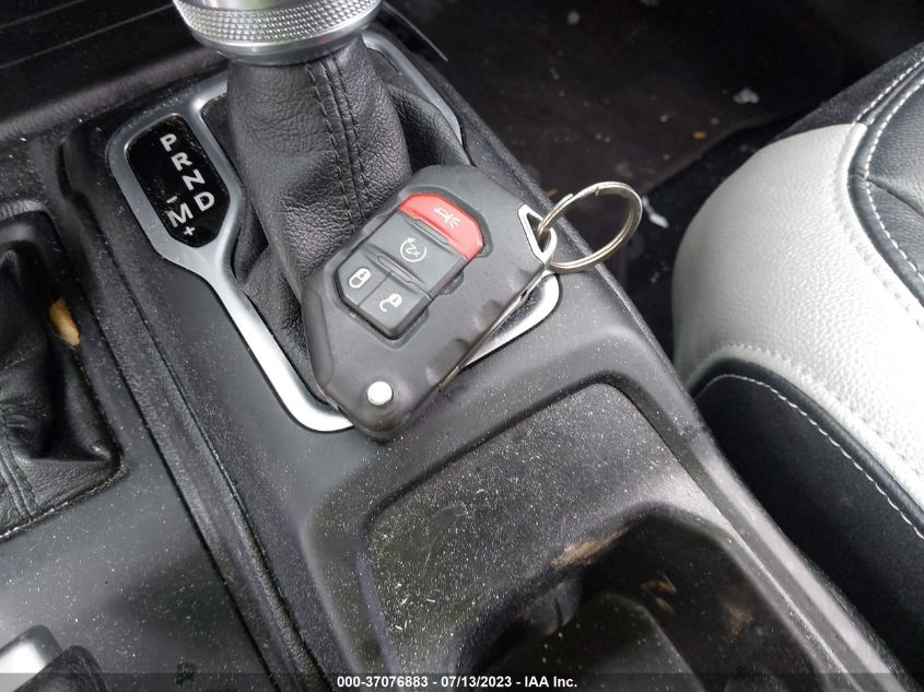 2018 JEEP WRANGLER UNLIMITED SPORT S - 1C4HJXDG1JW229401