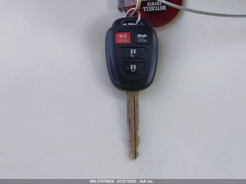 2016 TOYOTA CAMRY XLE/SE/LE/XSE - 4T4BF1FK2GR572147