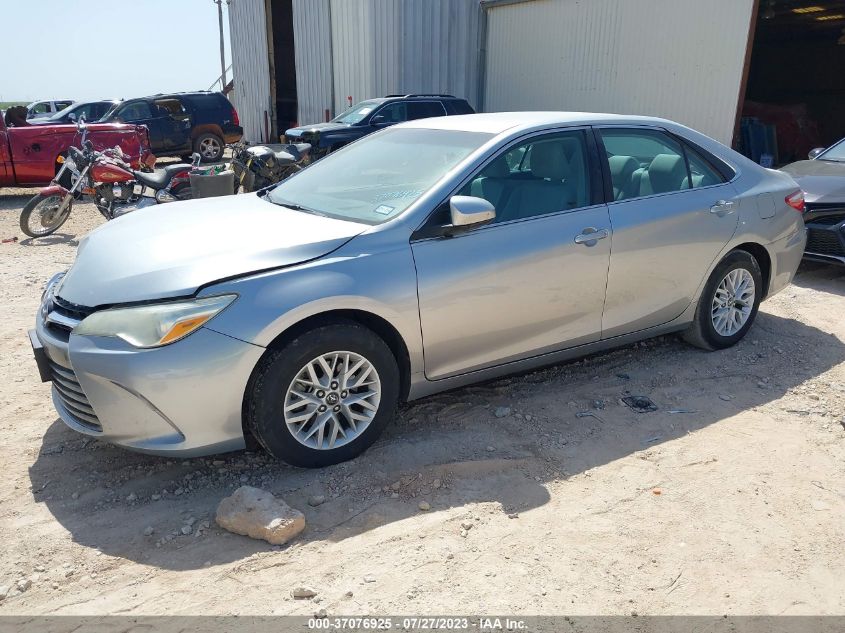 2016 TOYOTA CAMRY XLE/SE/LE/XSE - 4T4BF1FK2GR572147