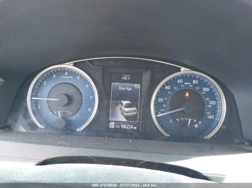 2016 TOYOTA CAMRY XLE/SE/LE/XSE - 4T4BF1FK2GR572147