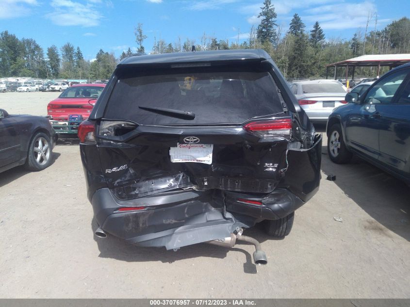 2021 TOYOTA RAV4 XLE - 2T3P1RFV4MW172732