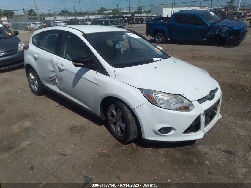 2013 FORD FOCUS SE - 1FADP3K25DL302827