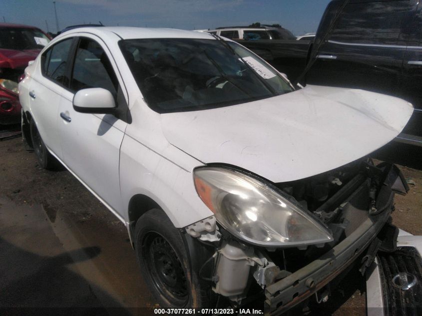 2014 NISSAN VERSA SV - 3N1CN7AP8EK447925