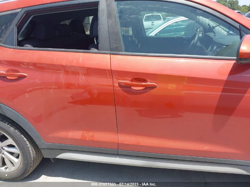 2017 HYUNDAI TUCSON SE - KM8J33A49HU487309