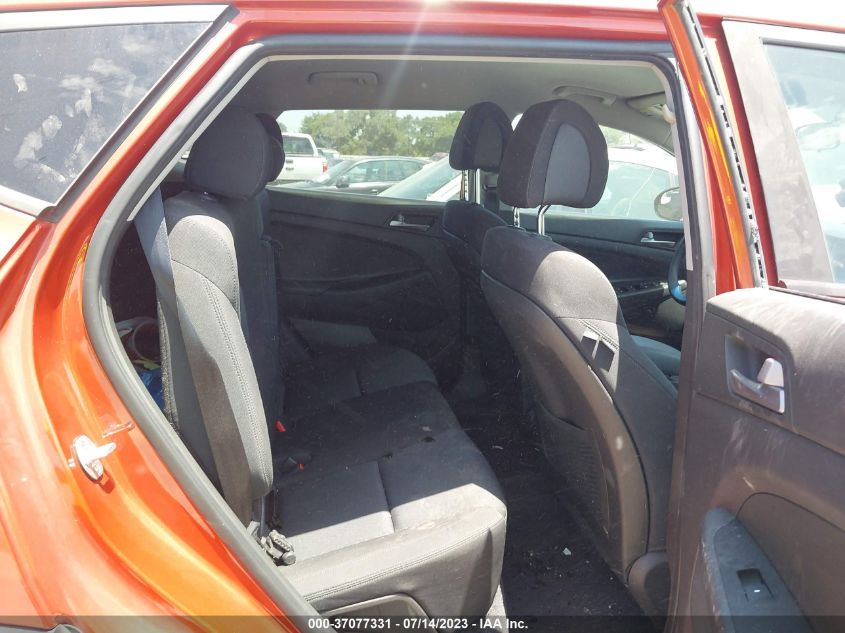 2017 HYUNDAI TUCSON SE - KM8J33A49HU487309
