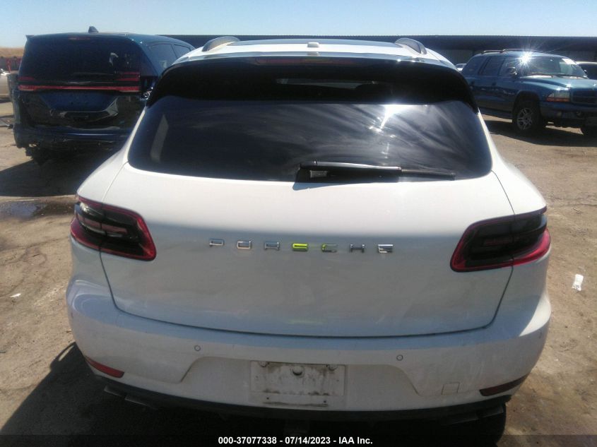 2015 PORSCHE MACAN TURBO - WP1AF2A52FLB90902