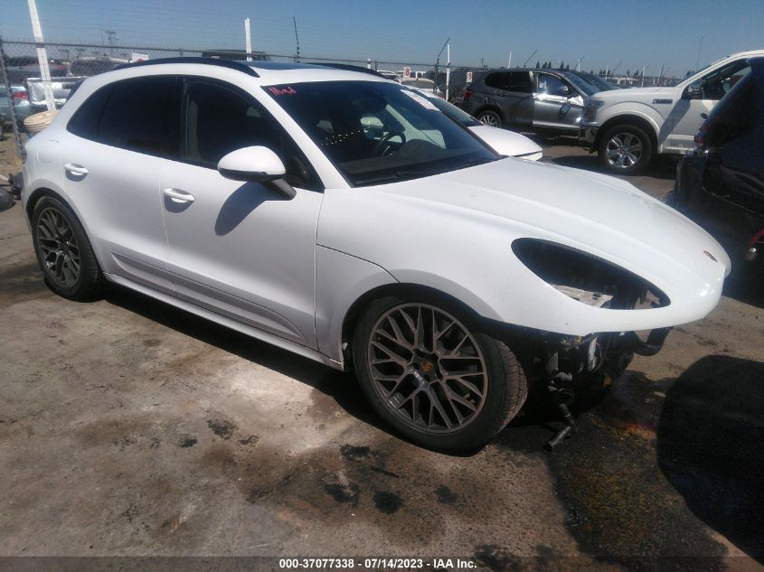 2015 PORSCHE MACAN TURBO - WP1AF2A52FLB90902
