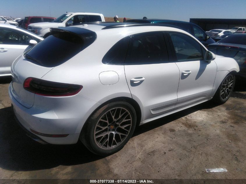 2015 PORSCHE MACAN TURBO - WP1AF2A52FLB90902