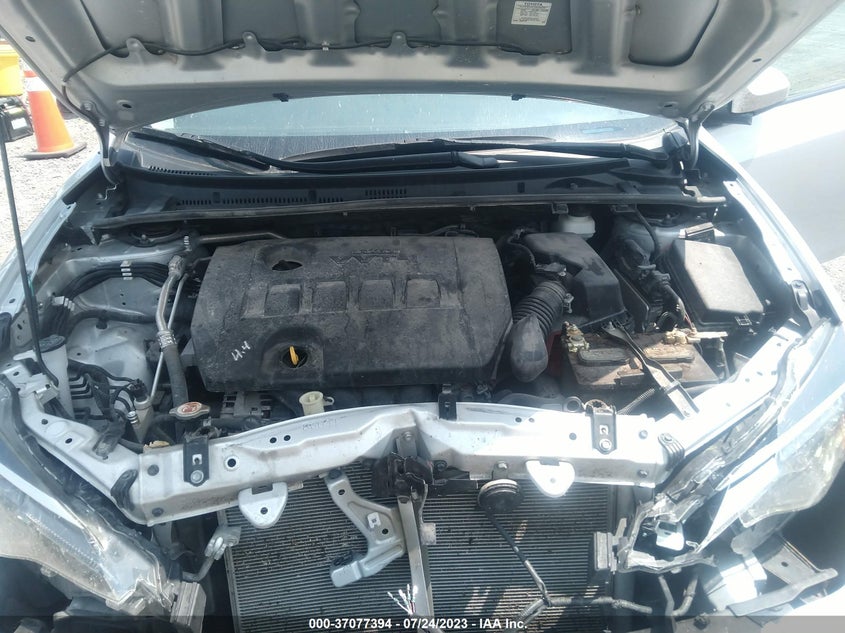 VIN 2T1BURHE9KC157858 2019 TOYOTA COROLLA LE