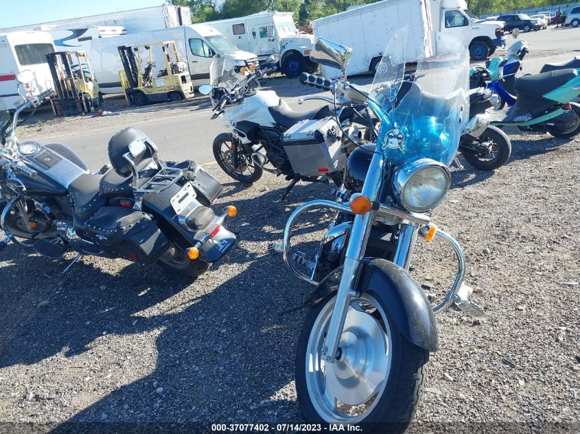 2002 HONDA VT1100 C2 1HFSC43172A200002
