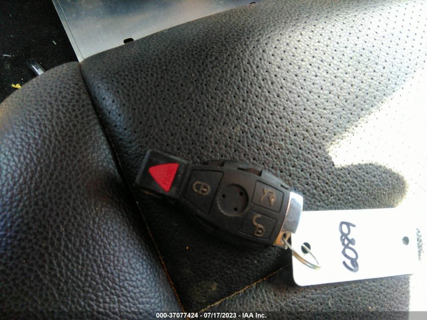 2013 MERCEDES-BENZ C-CLASS C 250 - WDDGF4HB4DR296237