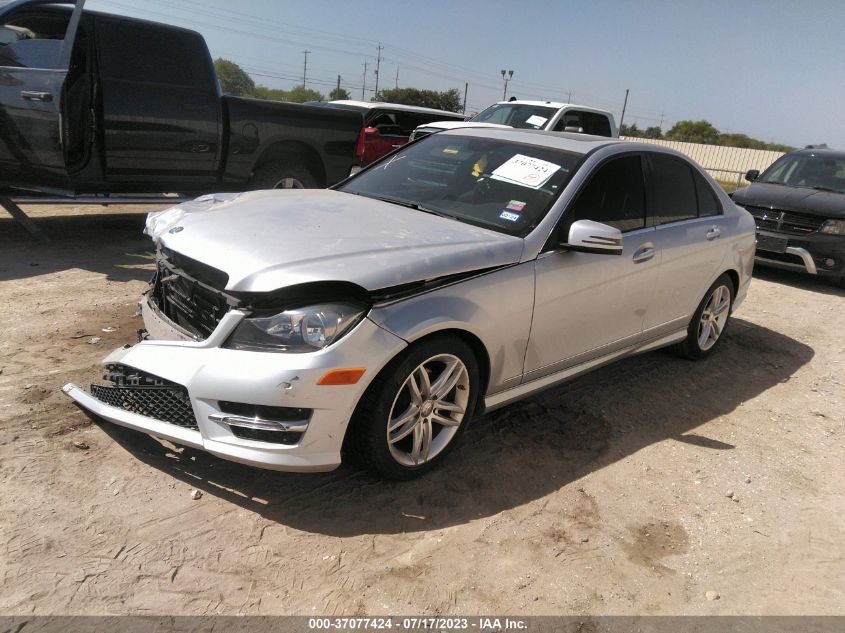 2013 MERCEDES-BENZ C-CLASS C 250 - WDDGF4HB4DR296237
