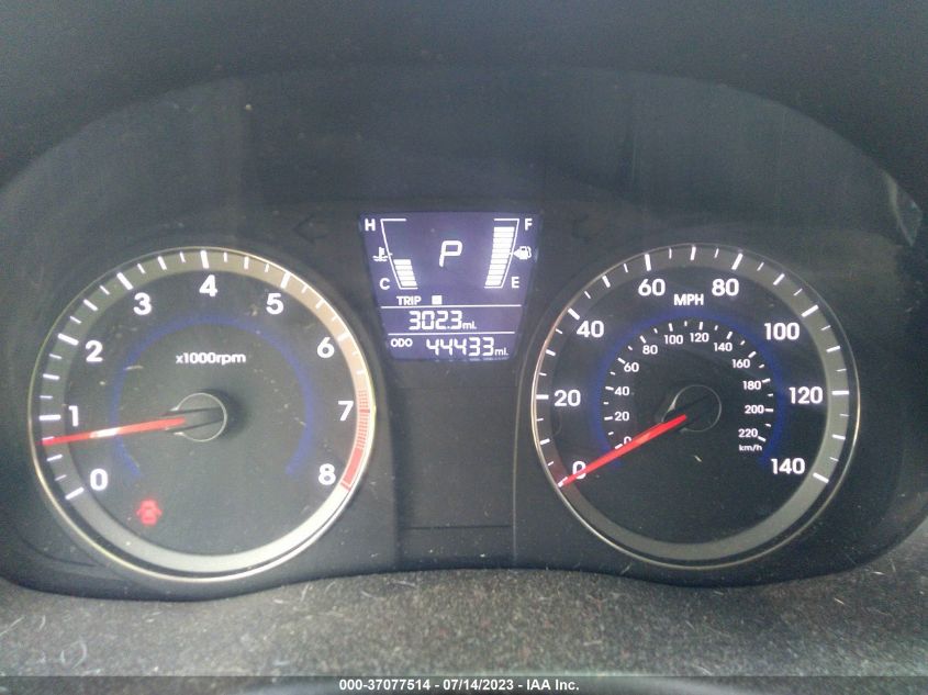 2013 HYUNDAI ACCENT SE - KMHCU5AE4DU079773